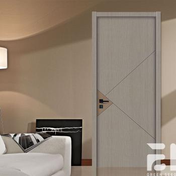 MQ-7116 Modern Solid Wood Water Resistant Sound Insulation Bedroom & Villa Interior Doors with Glossy Finish Customizable Sizes